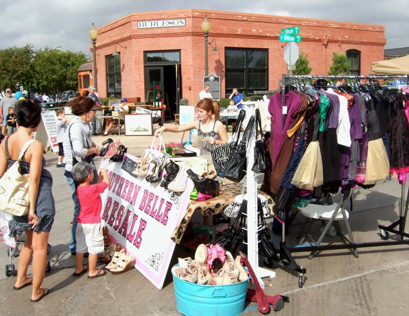 photo of people purchasing items